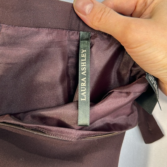 Laura Ashley Burgundy Wine Plum Wool Pencil Suit Skirt Size 8 Fits Small - Picture 6 of 8